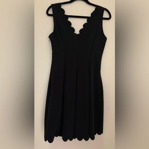 Banana Republic LBD Scallop Dress, SZ6